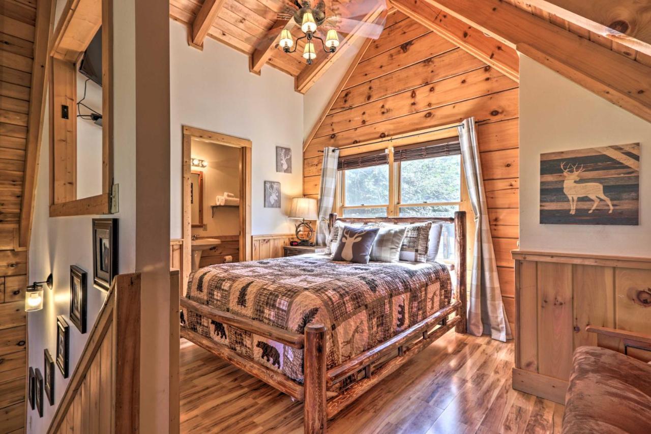 Cozy Cabin With Hot Tub In The Heart Of Pigeon Forge Villa Eksteriør bilde